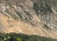 Al Menos Cuatro Muertos y 12 Desaparecidos Tras una Avalancha en Nepal