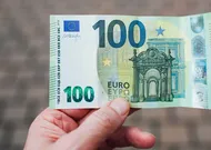 Bir ulusal para birimi daha tarihe karışıyor! Euro'ya geçiş için tarih belli oldu