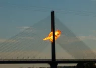Ukraine : UN Deuxième Grand Pont de Kiev Touché par des Frappes Russes