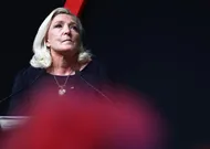 UN "Costard en Kevlar" pour Mediapart ? La Classe Politique Française Déplore "la Violence du RN"