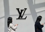 Ventes en Baisse, Image Écornée... Pourquoi LVMH N'Est Plus L'Alpha et L'Omega du Luxe en Chine