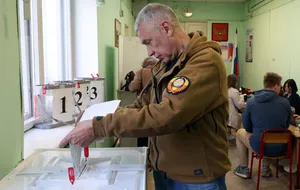 Elecciones Legislativas en Rusia: "Ocurrirá el Mismo Pucherazo Que He Visto Toda Mi Vida"