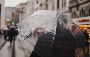 İstanbul İçin Peş Peşe Uyarı: 14 İlde Sarı Kod, Kuvvetli Yağış Geliyor