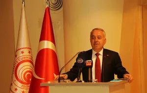 İzmir'de, "Tarım ve Gıda İhracatında Gelecek Vizyonu Paneli" gerçekleştirildi