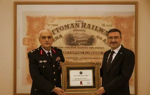 Jandarma personeli SPK'den "finansal güvenlik" sertifikalarını aldı