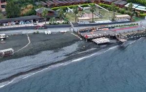 Karadeniz'de Plaj İşletmecileri Son 10 Yılın En Kötü Sezonunu Yaşadı