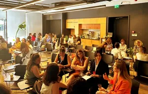 LEAD Network Türkiye ve YenidenBiz'den kadınlara yönelik kariyer dönüş programı