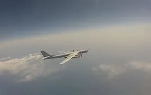 Rusya'da Nükleer Kapasiteli Bombardıman Uçağı Düştü: 6 Ölü, 1 Yaralı