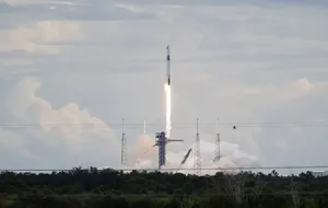 Spacex’ten Yeni Rekor: Crew Dragon, UUİ’ye 8 Saatten Kısa Sürede Ulaştı