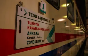 Turistik Karaelmas Ekspresi ilk seferine çıktı