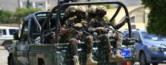 En Direct : Les Houthis Appelés à Cesser "Immédiatement" Leurs Menaces et Attaques