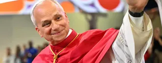 Le Pape Léon XIV Achève à Metz Sa Visite en France, Emmanuel Macron Présent à la Messe