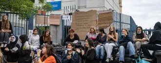 Lycées Bloqués : La Mobilisation Se Poursuit Après une Journée Sous Tension