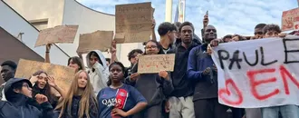 "On Demande le Bac, Ça Nous Ramène la BAC" : À Saint-Denis, la Colère des Lycéens