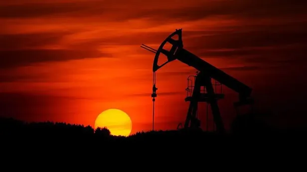 AB'den ABD'ye Rus Petrolü İçin Tavan Fiyat Çağrısı