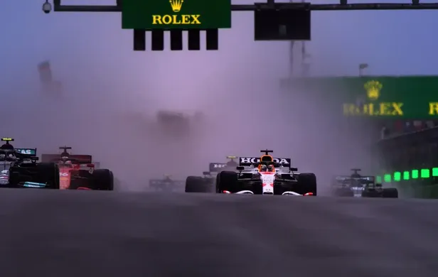 Altı yıllık bekleyiş bitiyor: Formula 1’in Türkiye yarışı için tarih açıklandı