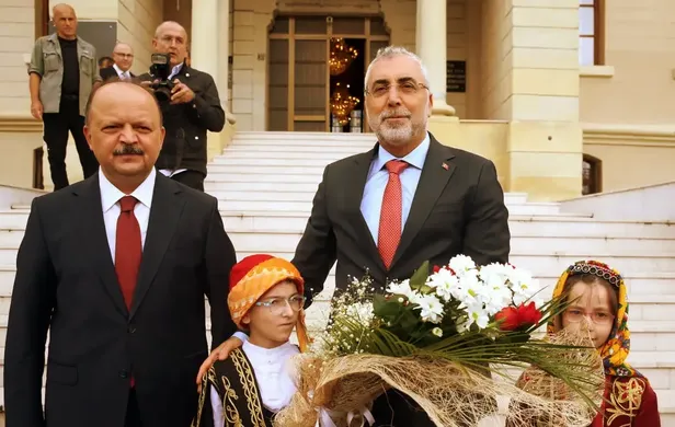 Çalışma ve Sosyal Güvenlik Bakanı Işıkhan, Kastamonu'da konuştu: