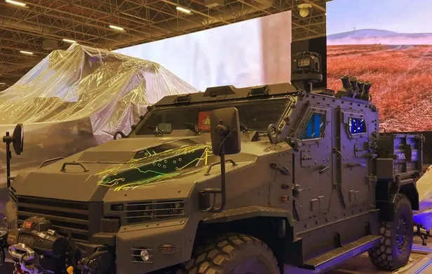 IDEF 2025'E DOĞRU - Türk zırhlı aracı bu kez elektrik yüklü geliyor IDEF 2025'E DOĞRU - Türk zırhlı aracı bu kez elektrik yüklü geliyor
