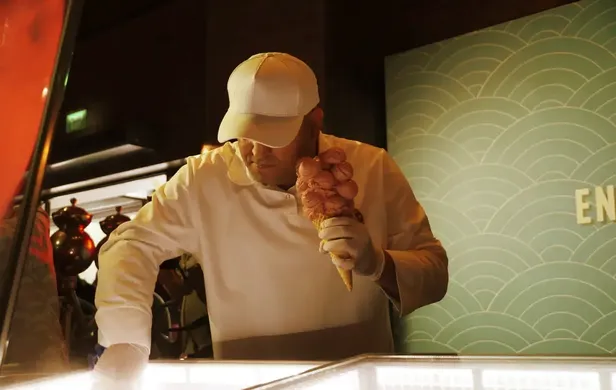Kahve Dünyası, dondurma ustası Gökhan Şahin ile Guinness World Records'a adını yazdırdı