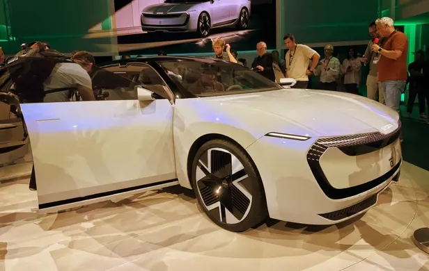 Skoda, elektrikli station-vagon modeli Vision O'yu tanıttı