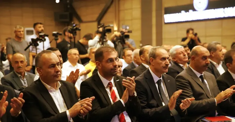 Bakan Işıkhan, Bitlis'te "Türkiye Yüzyılı'nda Çalışma Hayatı Buluşmaları" programında konuştu: Bakan Işıkhan, Bitlis'te "Türkiye Yüzyılı'nda Çalışma Hayatı Buluşmaları" programında konuştu: