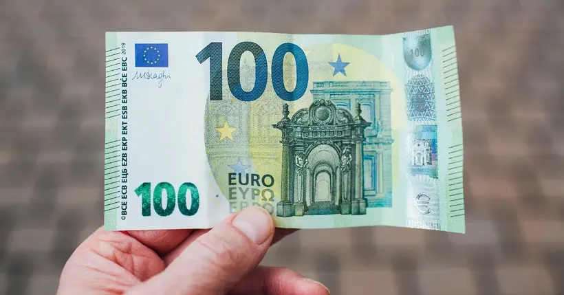 Bir ulusal para birimi daha tarihe karışıyor! Euro'ya geçiş için tarih belli oldu