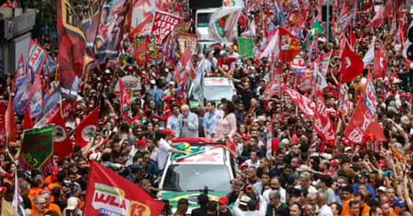 Brazil’s Lula Says Only He Can Stop Rise of Fascism Under Bolsonaro’s Son