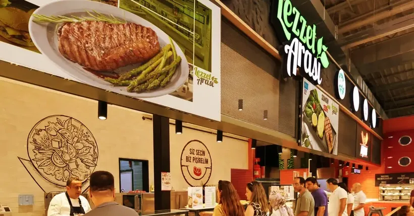 CarrefourSA, Kozyatağı'nda yeni "Lezzet Arası" restoranını açtı CarrefourSA, Kozyatağı'nda yeni "Lezzet Arası" restoranını açtı