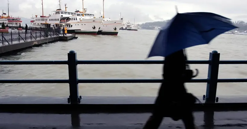 İstanbul'da Yağışlı Hava Ne Kadar Sürecek? Valilik Tarih Verdi