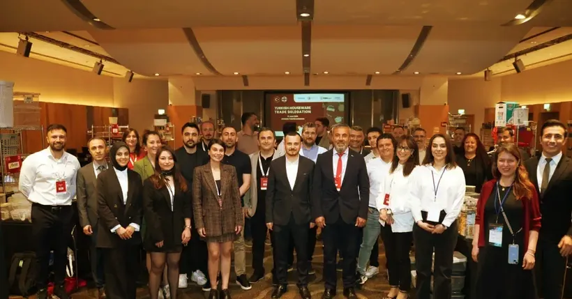 Türk ev ve mutfak eşyaları sektöründen İngiltere'ye kapsamlı heyet ziyareti Türk ev ve mutfak eşyaları sektöründen İngiltere'ye kapsamlı heyet ziyareti